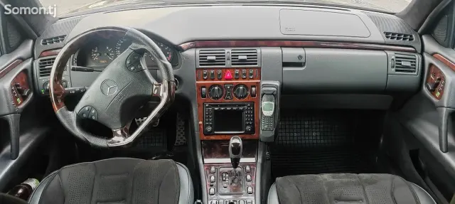Mercedes-Benz E class 2002 · 2.8 AT