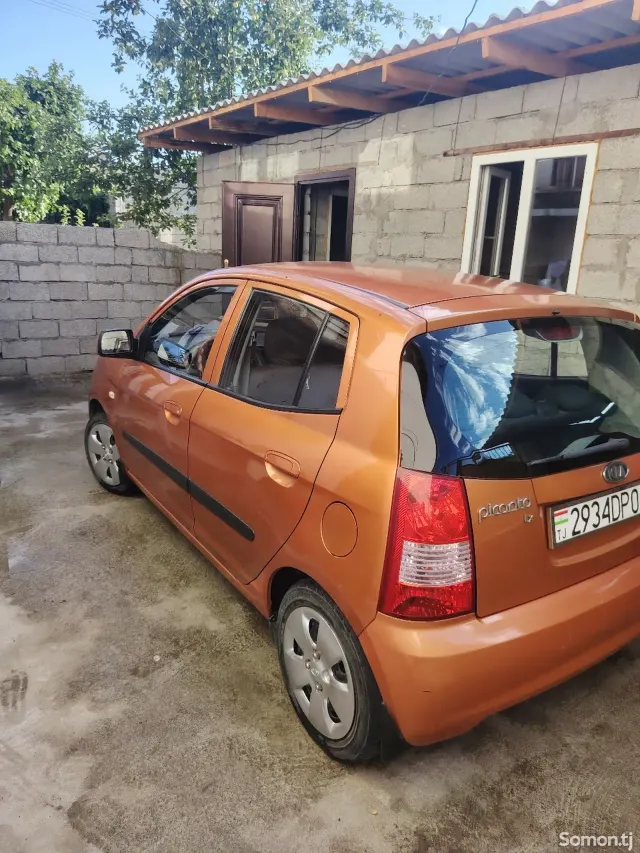 Kia Picanto 2007 · 1.1 MT