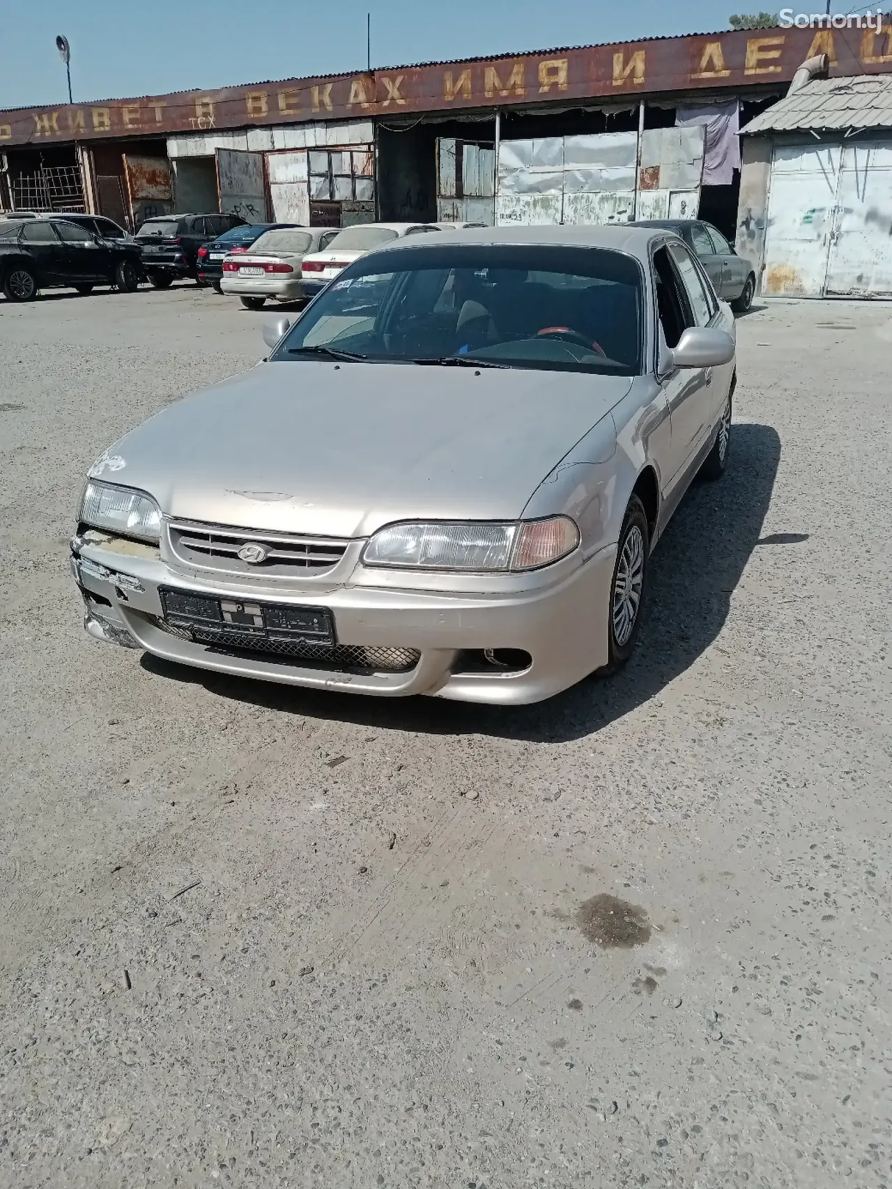 Hyundai Sonata 1995 · 1.8 MT
