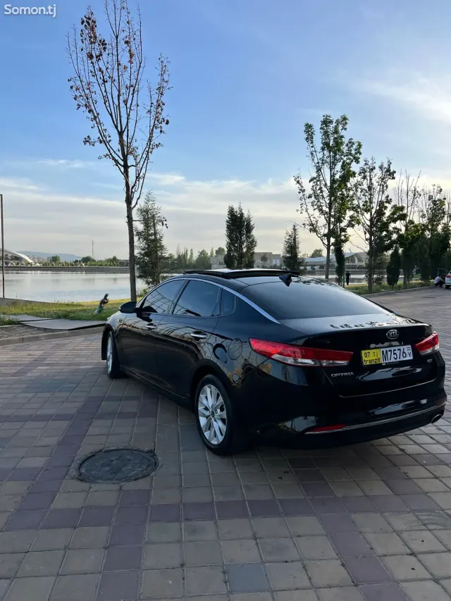 Kia Optima 2017 · 2.4 AT