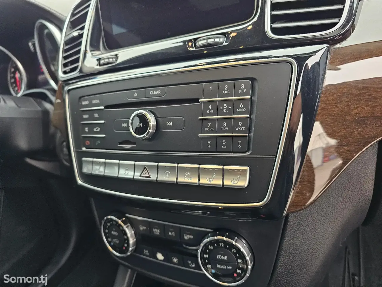 Mercedes-Benz GLS 2017 · 4.5 AT
