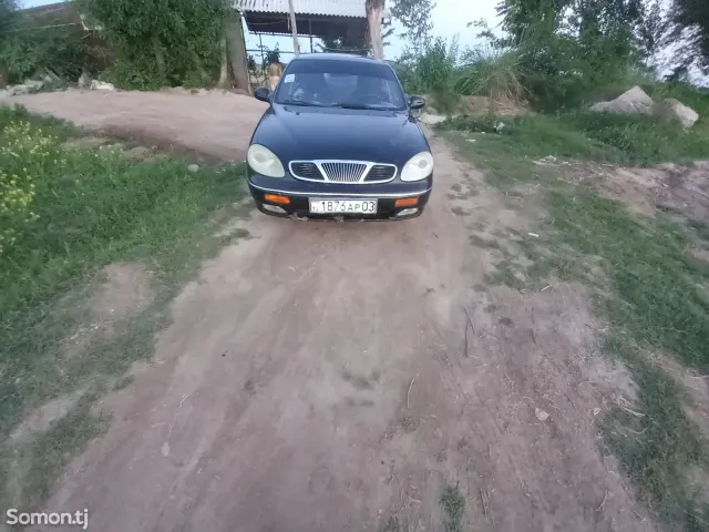 Daewoo Leganza 1996 · 1.8 MT