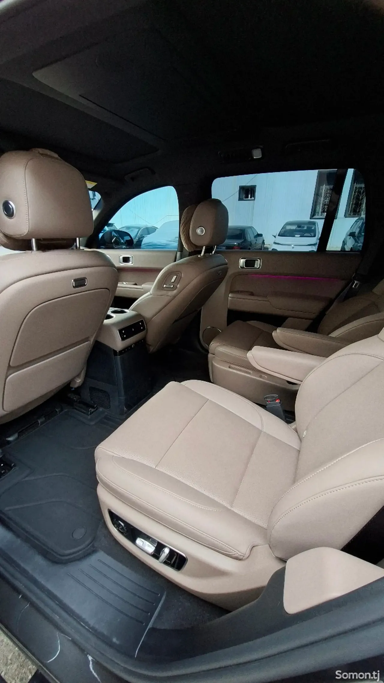 Li Auto (Lixiang) L9 2026 · AT
