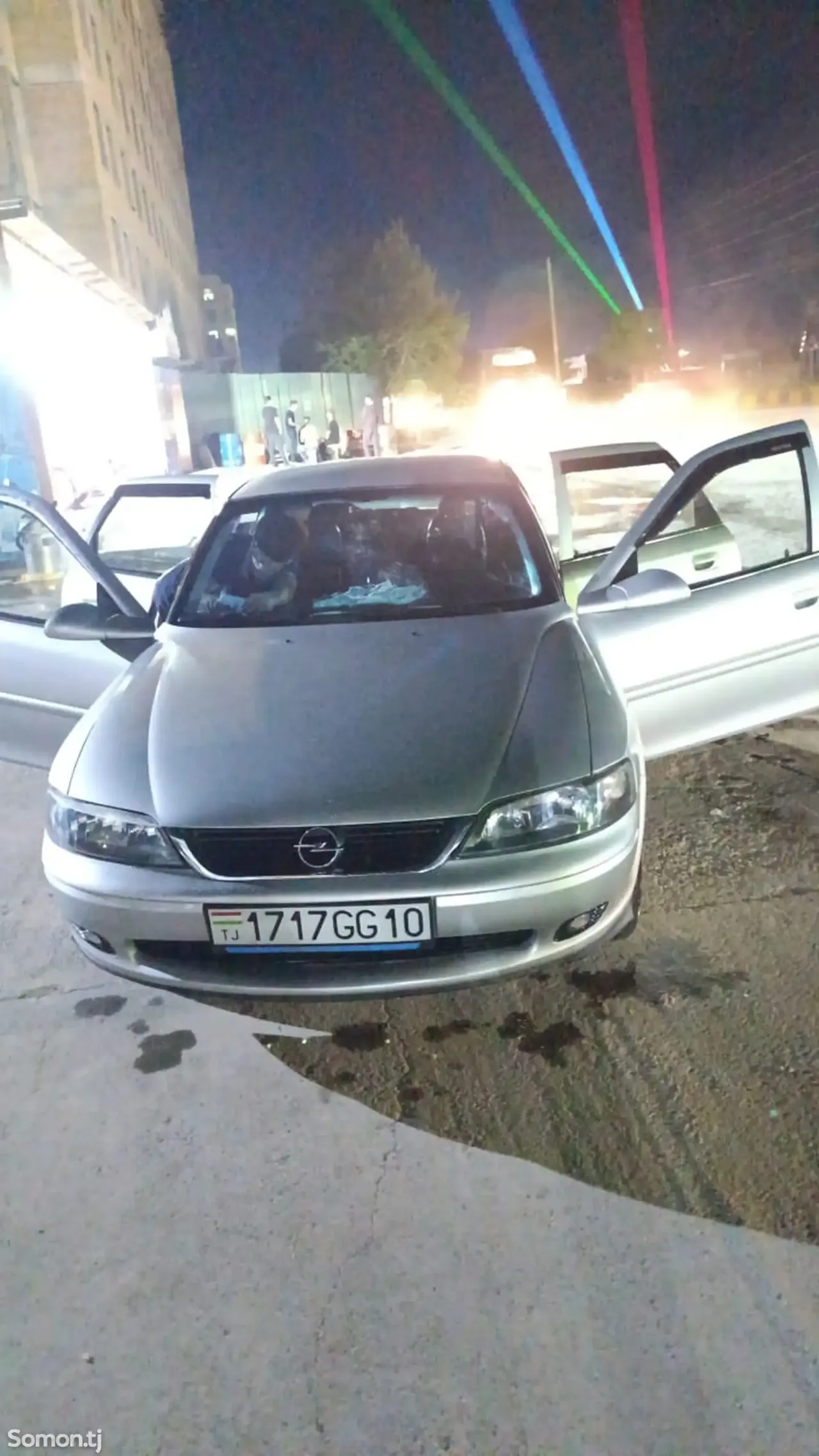 Opel Vectra B 2001 · 1.6 AT