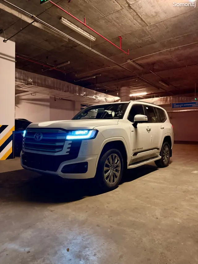 Toyota Land Cruiser 2026 · 3.5 AT