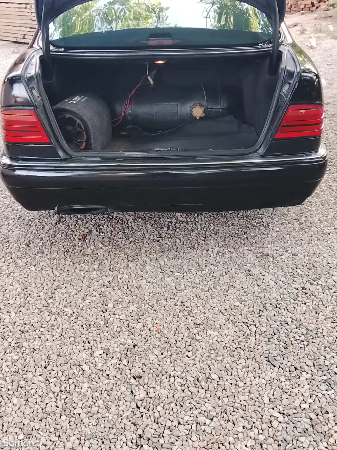 Mercedes-Benz E class 1999 · 2.4 AT