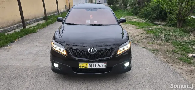 Toyota Camry 2011 · 2.5 AT