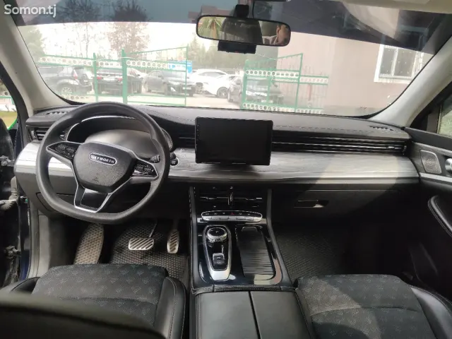 Skyworth EV6 2022 · AT