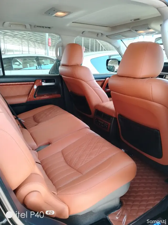 Toyota Land Cruiser 2010 · 4.7 AT