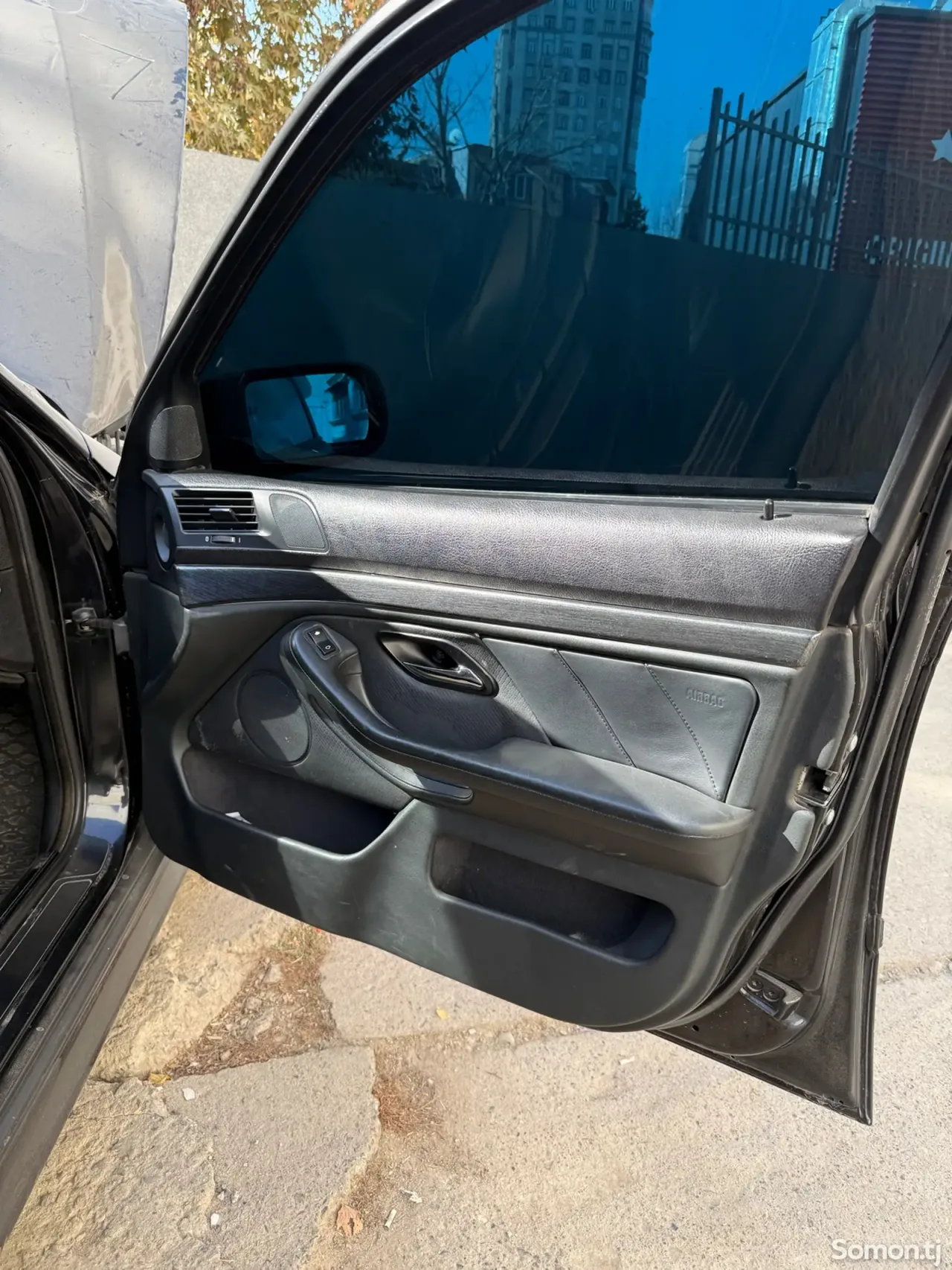BMW 5 series 2001 · 3.0 AT