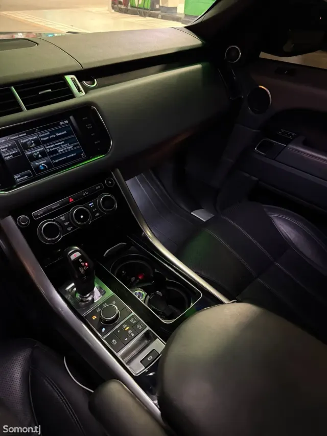 Land Rover Range Rover Sport 2015 · 3.0 AT