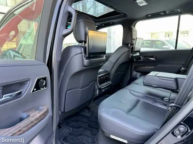 Toyota Land Cruiser 2026 · 4.0 AT