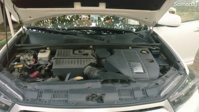 Toyota Highlander 2010 · 3.3 AT
