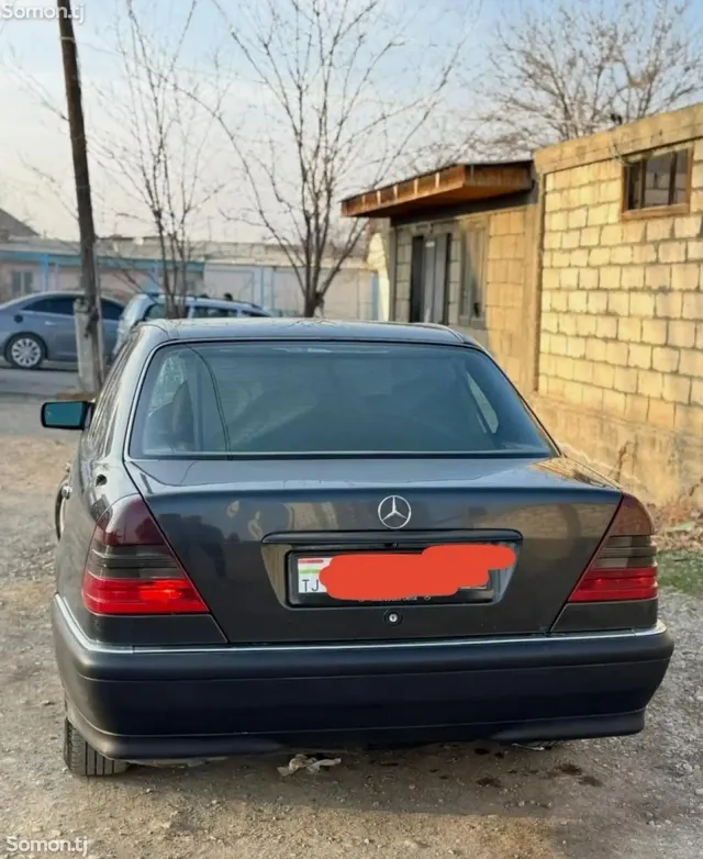 Mercedes-Benz C class 1994 · 1.8 MT