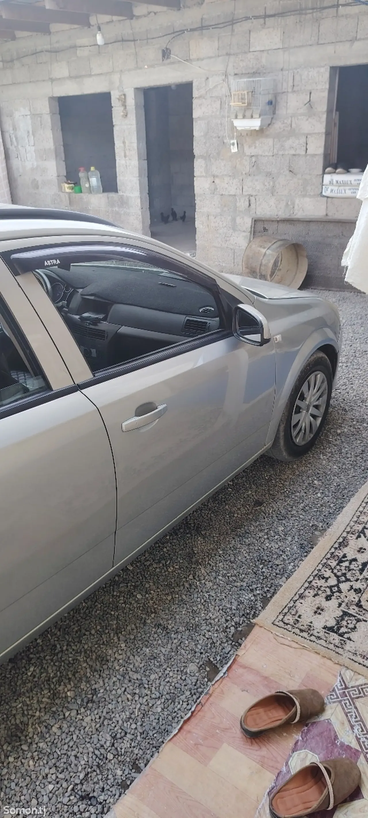 Opel Astra H 2006 · 1.7 MT