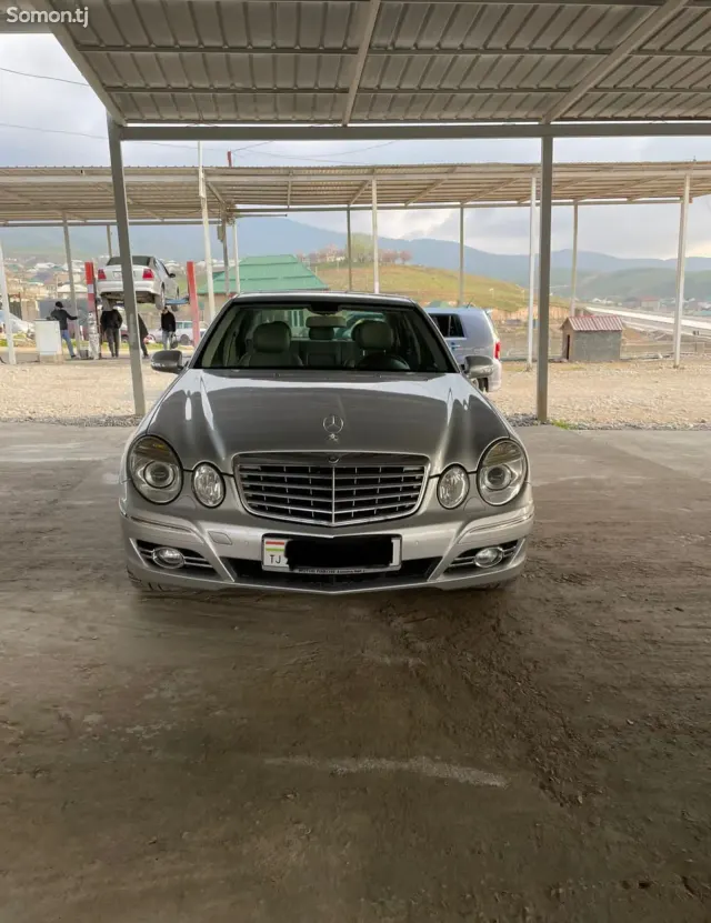 Mercedes-Benz E class 2008 · 3.5 AT