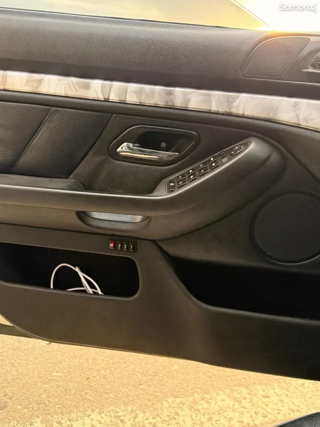 BMW 5 series 2003 · 2.5 AT