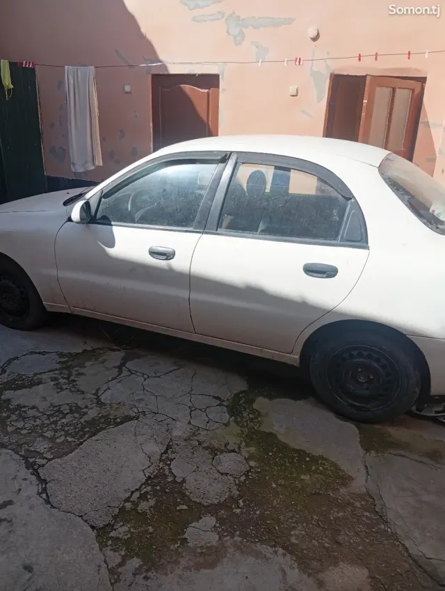 Daewoo Lanos 1997 · 1.6 MT