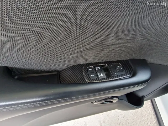 Dodge Challenger 2015 · 3.6 AT