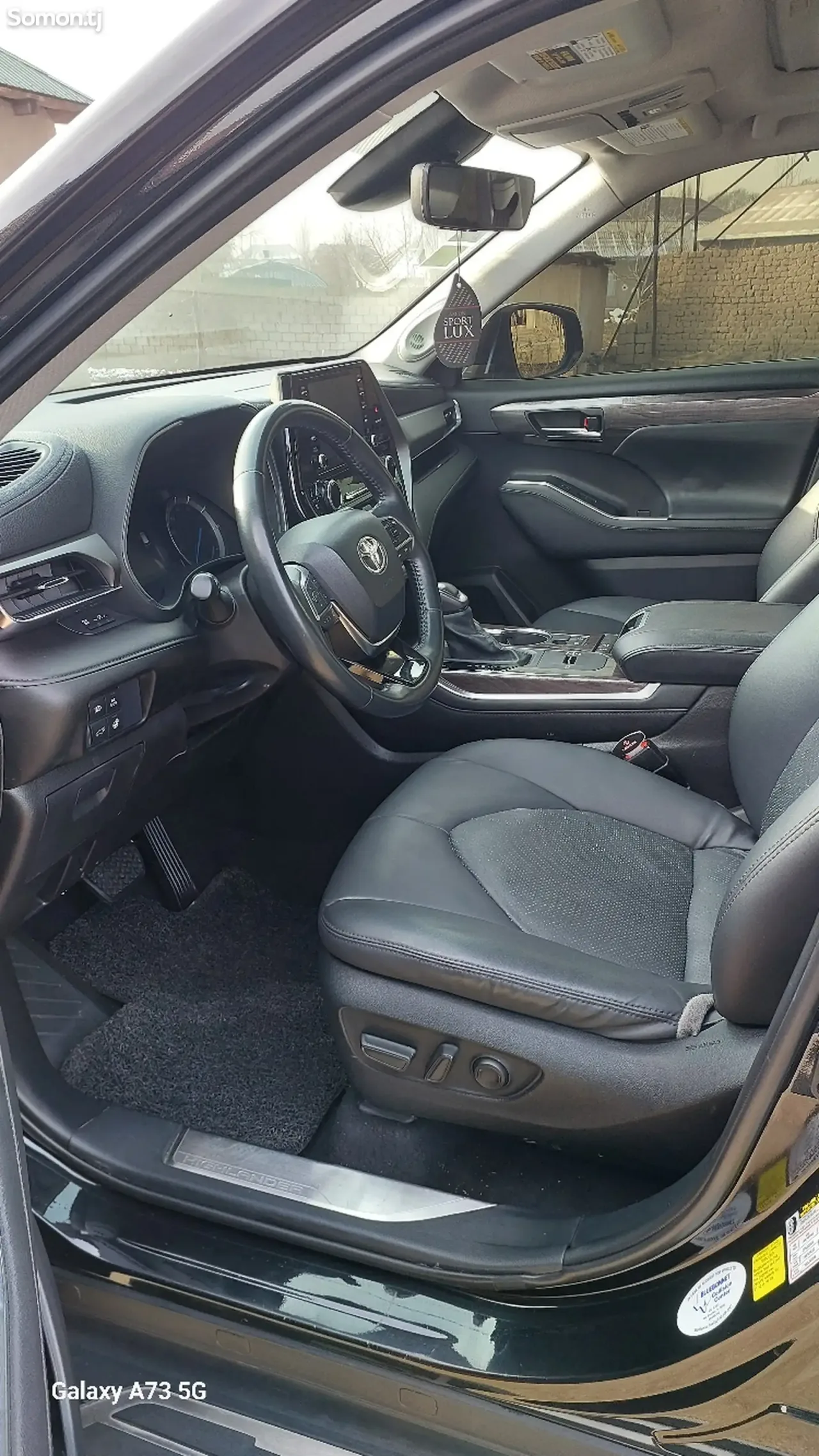 Toyota Highlander 2021 · 2.5 AT