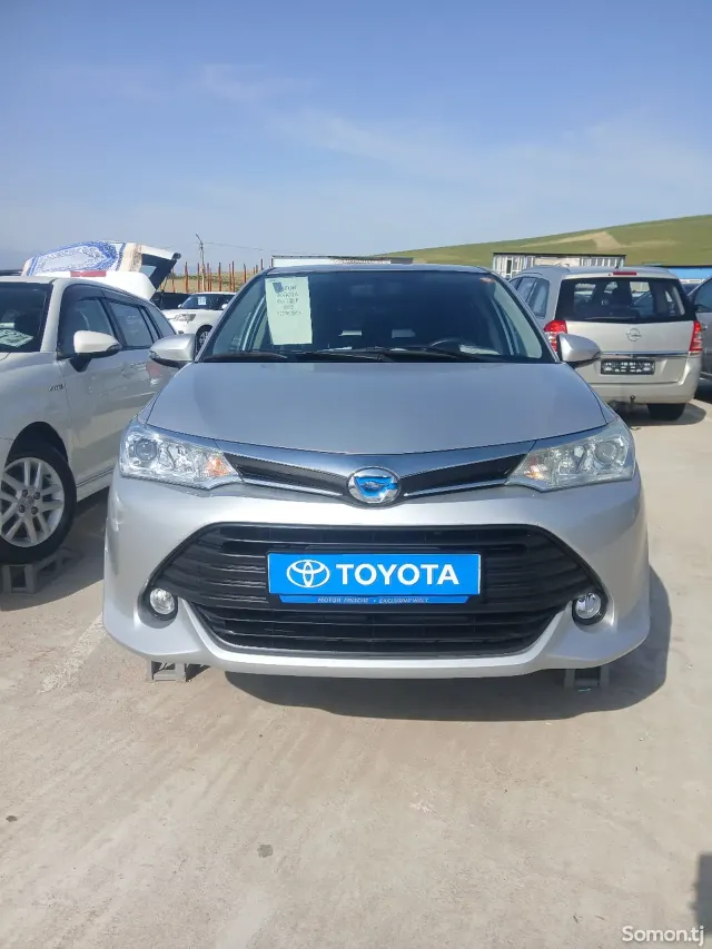Toyota Fielder 2015 · 1.5 AT