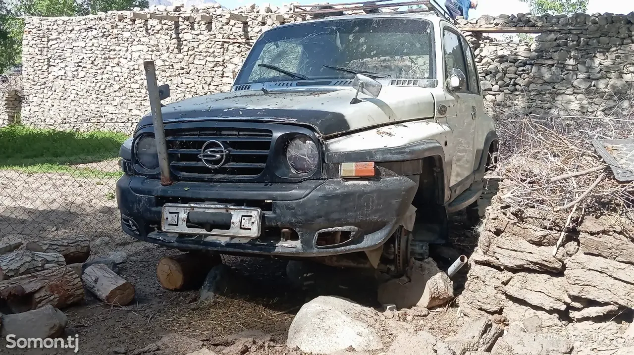Ssang Yong Korando 1997 · 2.5 MT
