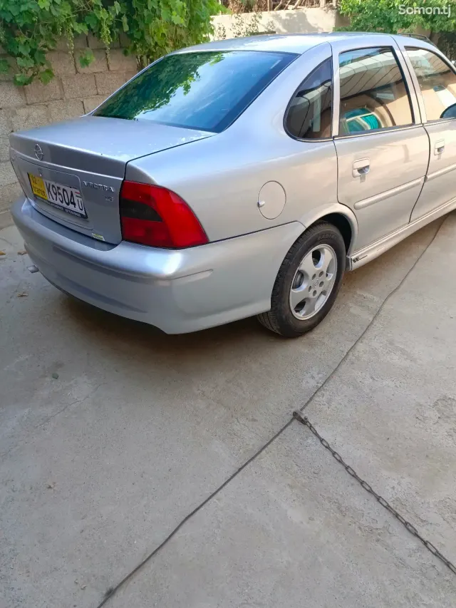 Opel Vectra B 1999 · 1.6 MT