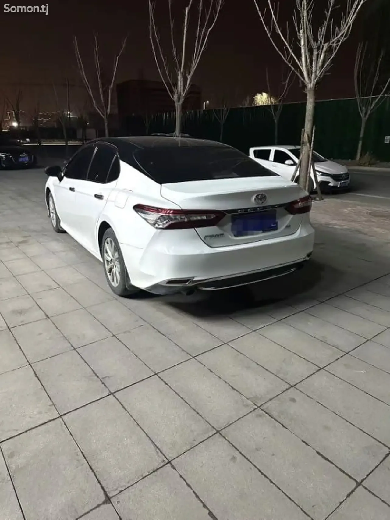 Toyota Camry 2019 · 2.0 AT