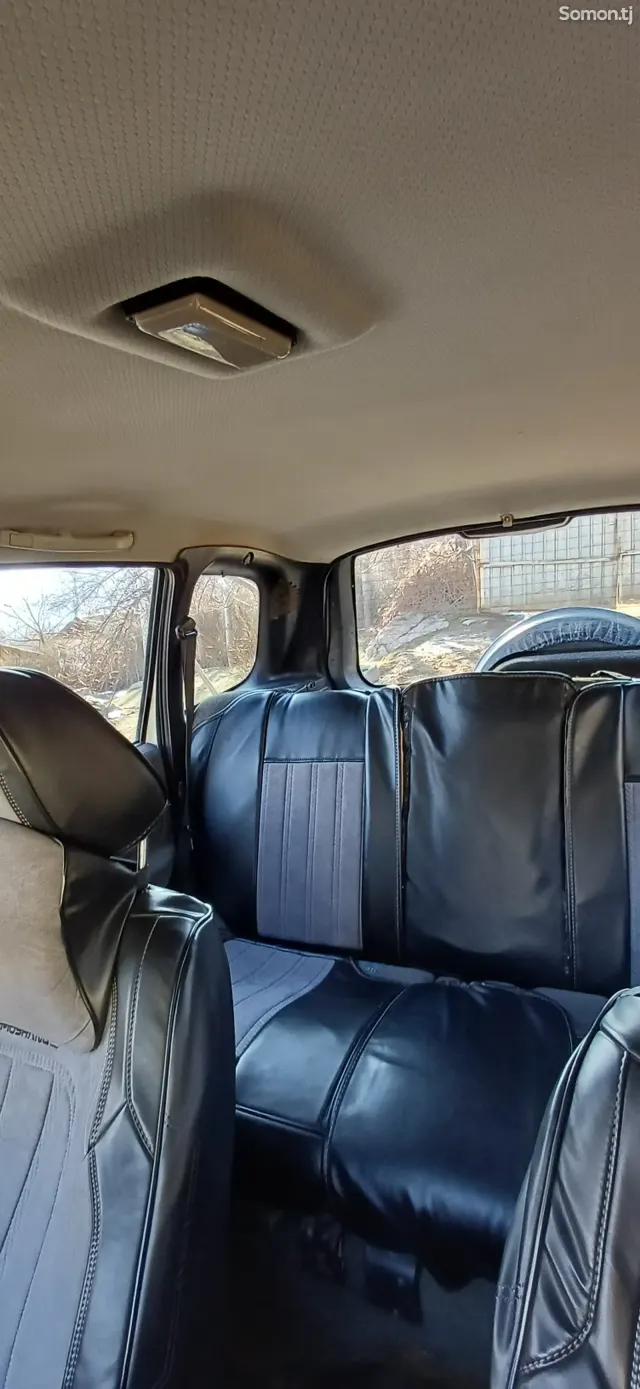 Chevrolet Niva 2007 · 1.7 MT