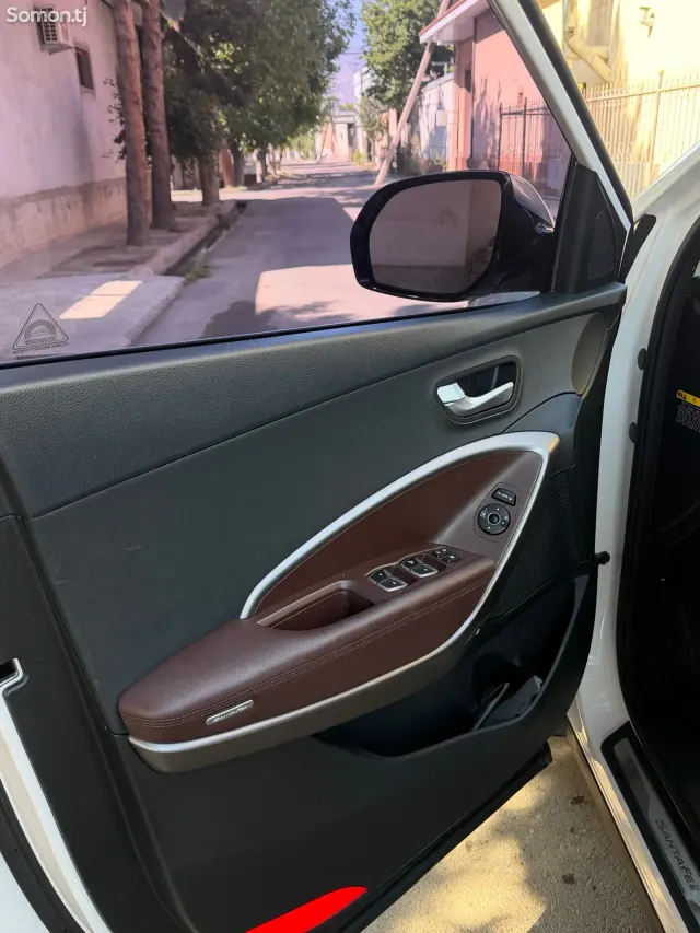 Hyundai Santa Fe 2016 · 2.0 AT
