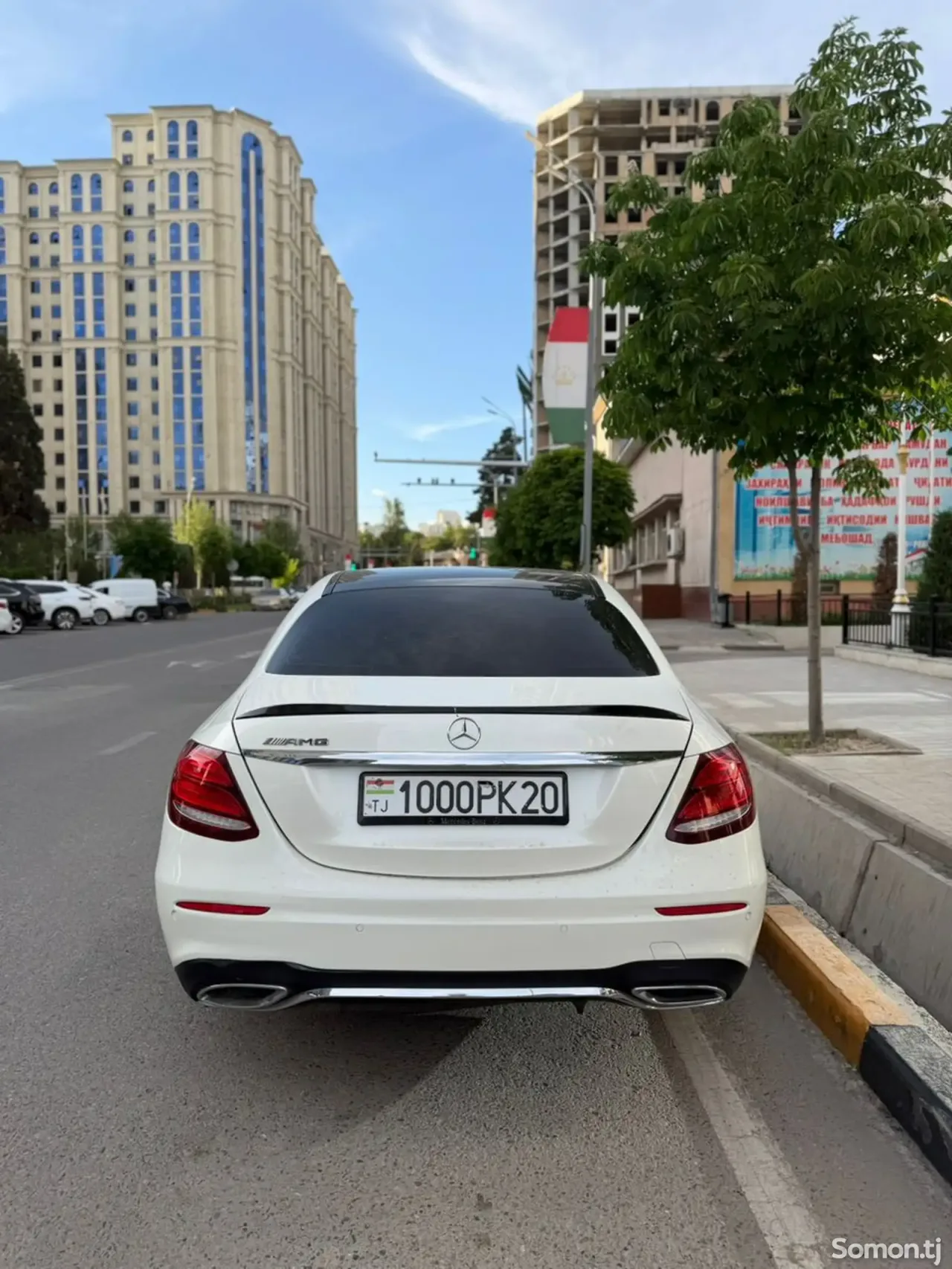 Mercedes-Benz E class 2018 · 2.2 AT