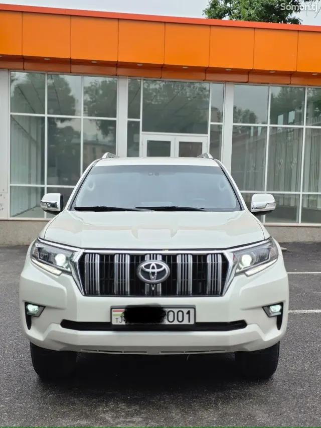 Toyota Land Cruiser Prado 2013 · 2.7 AT