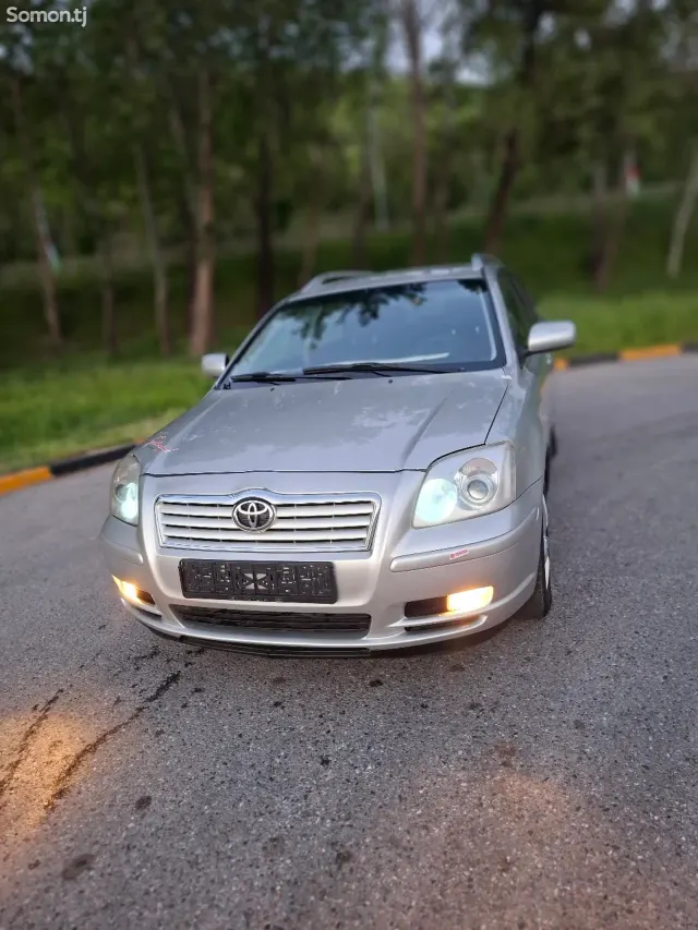 Toyota Avensis 2006 · 1.8 MT