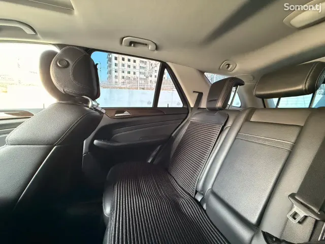 Mercedes-Benz ML class 2013 · 3.5 AT