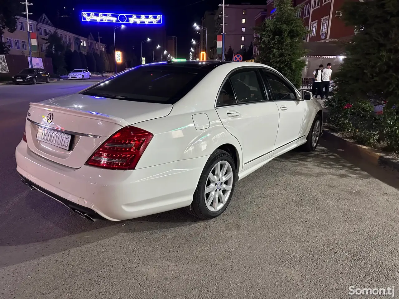 Mercedes-Benz S class 2009 · 5.5 AT