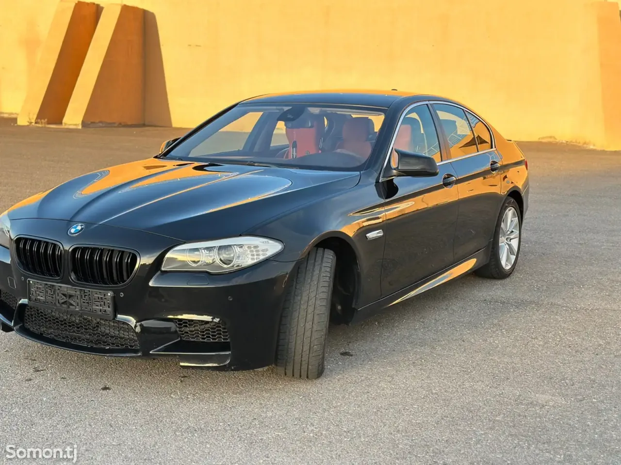 BMW 5 series 2012 · AT