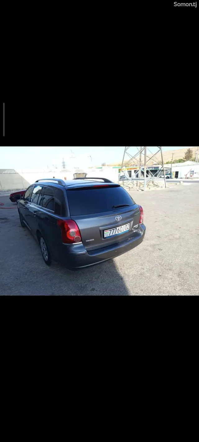 Toyota Avensis 2006 · 2.0 MT