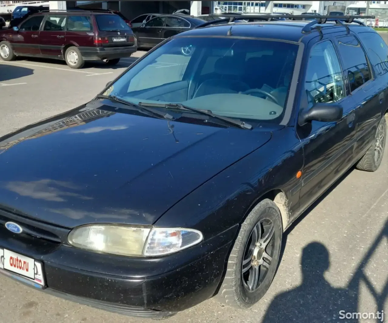 Ford Mondeo 1994 · 1.8 MT