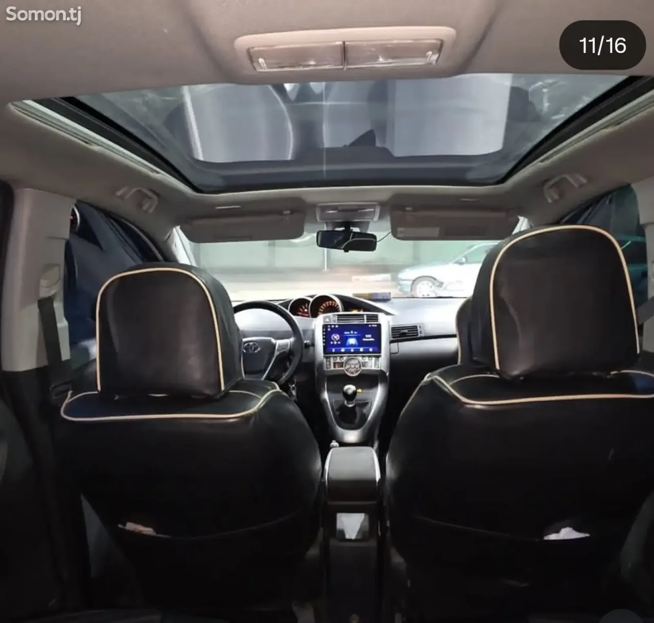 Toyota Verso 2011 · 2.0 MT