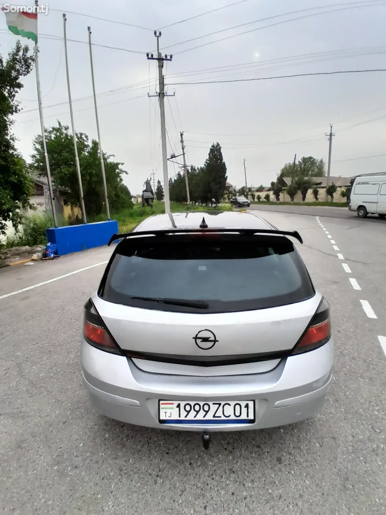 Opel Astra H 2007 · 1.6 MT