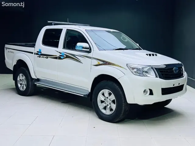 Toyota Hilux 2014 · 2.7 AT