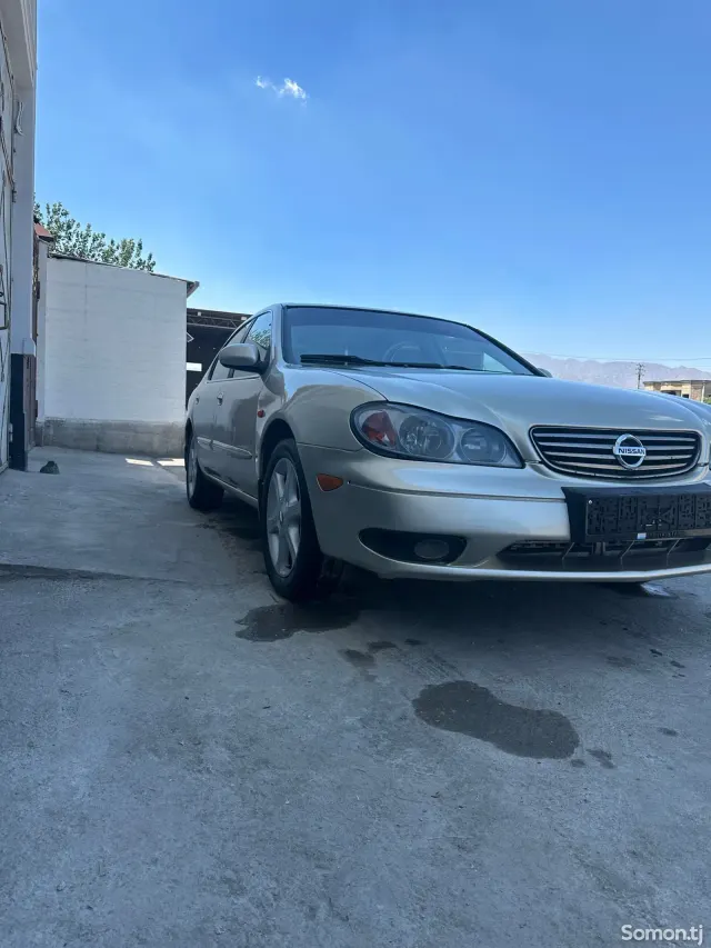 Nissan Maxima 2004 · 3.0 MT