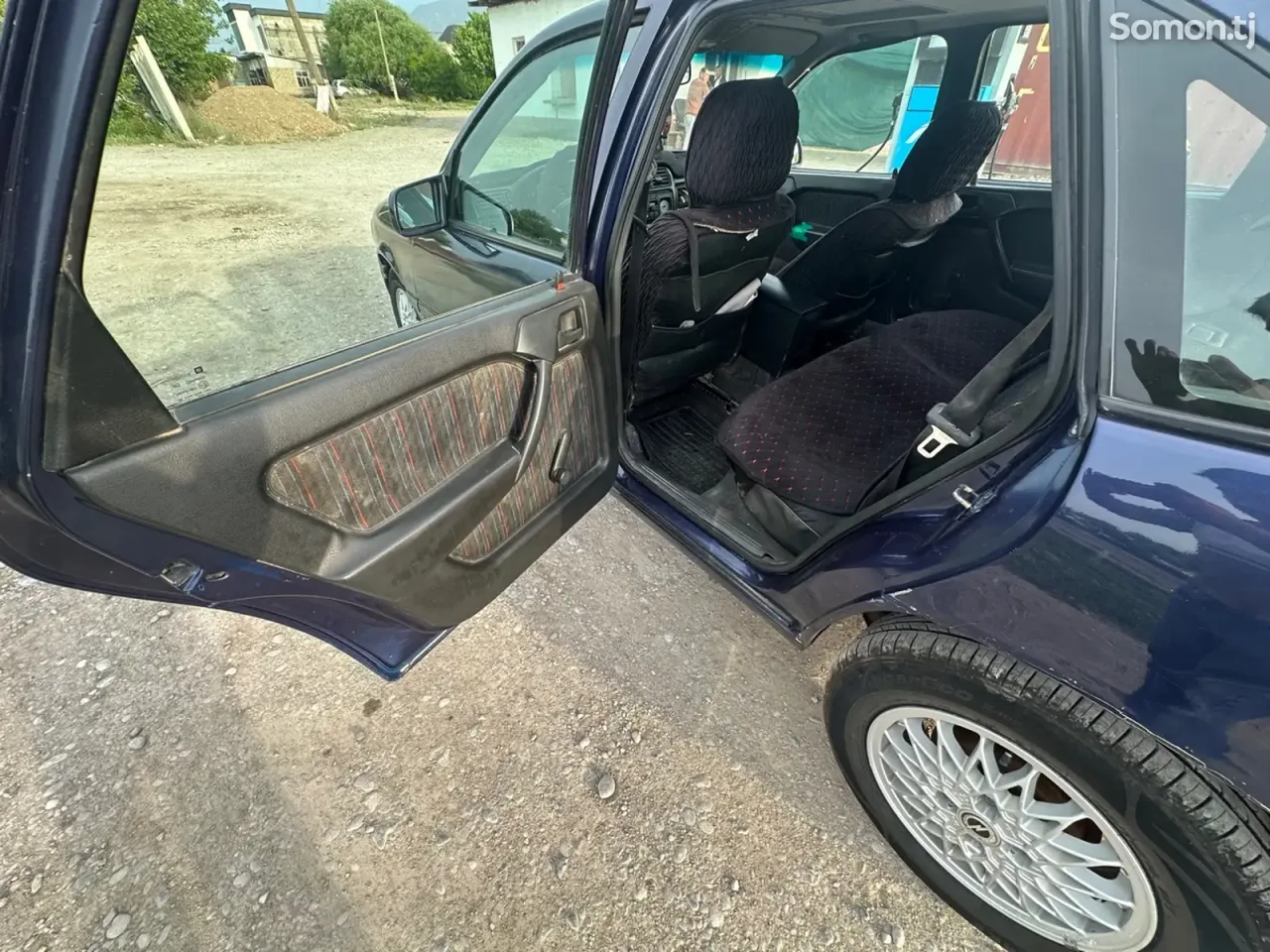 Opel Vectra B 1993 · 1.6 MT