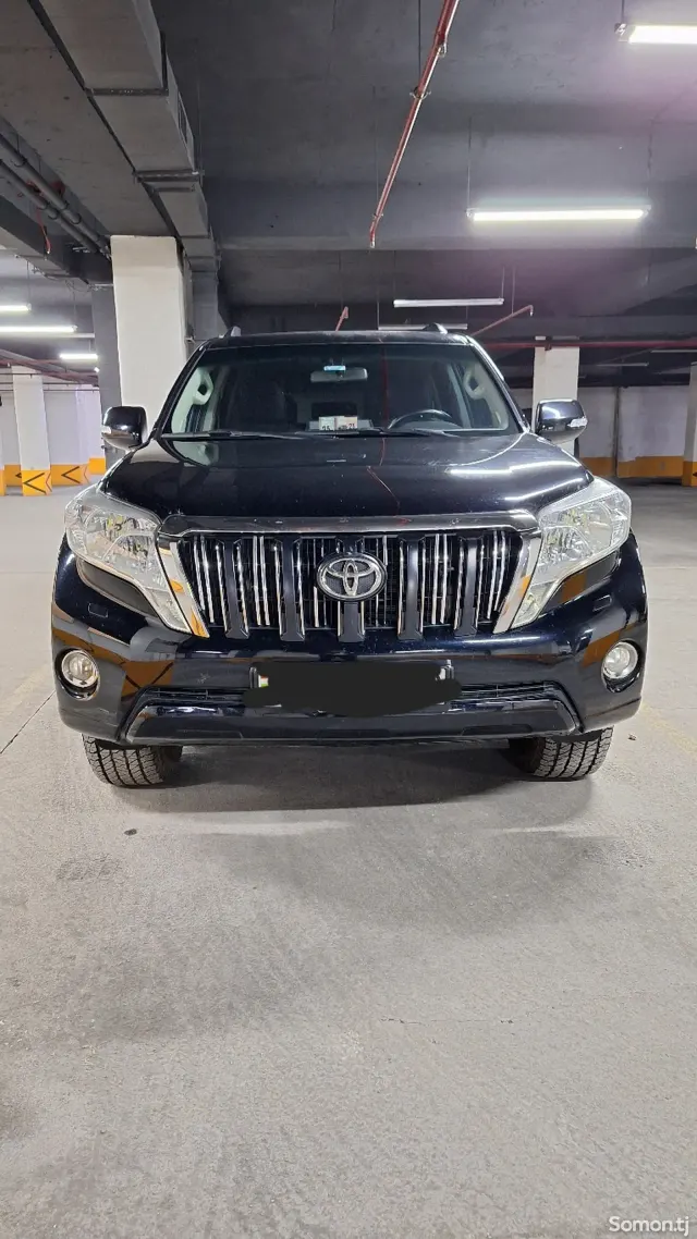 Toyota Land Cruiser Prado 2017 · 3.0 AT