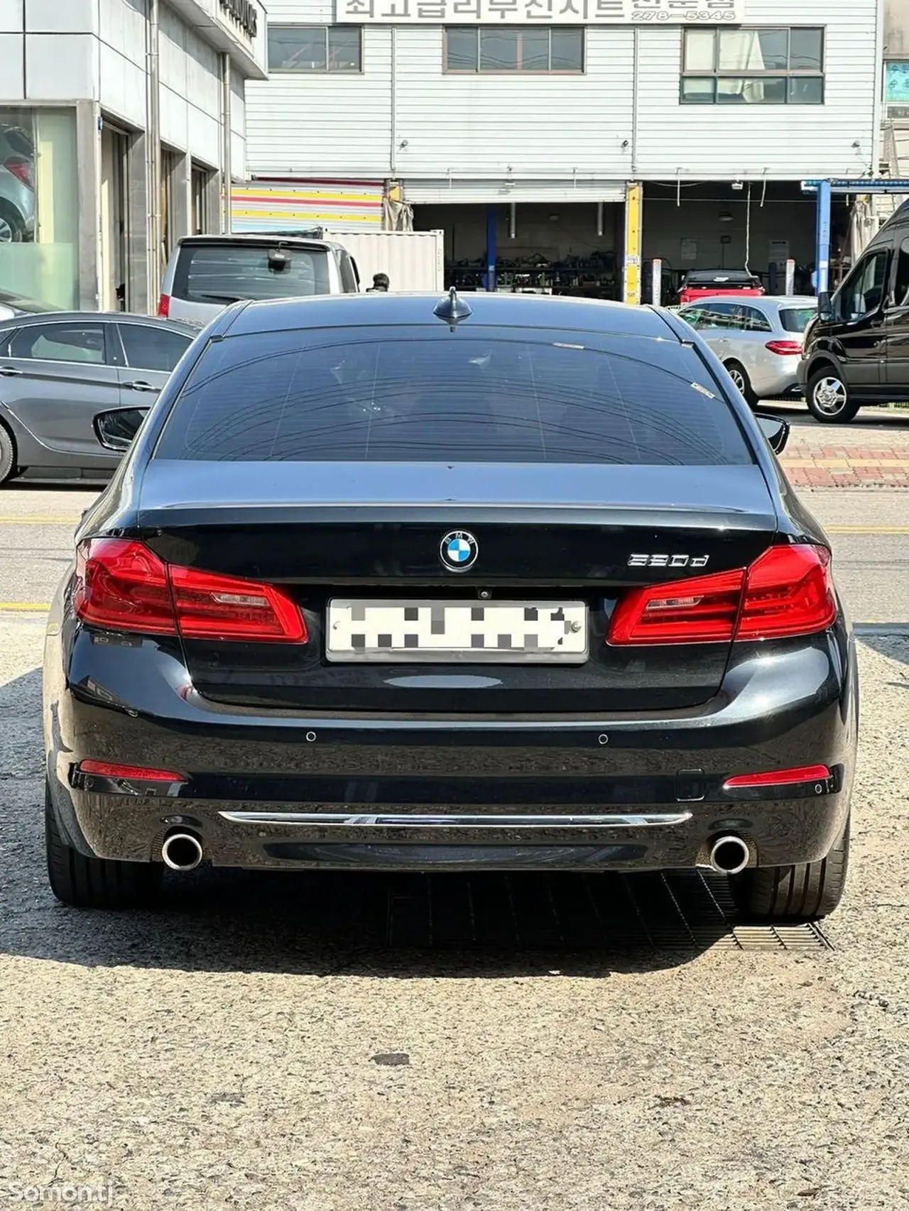 BMW 5 series 2019 · 2.0 AT