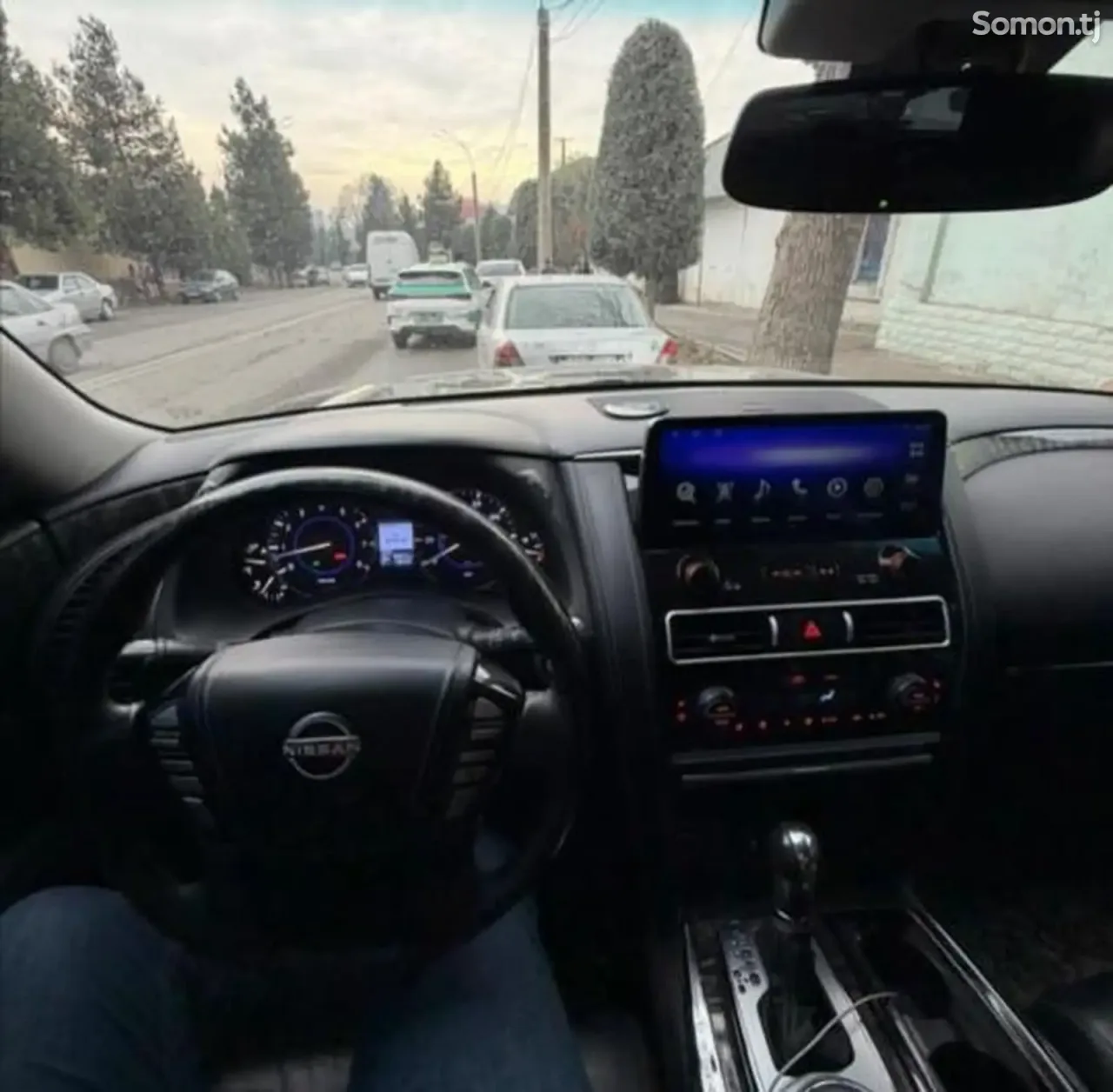 Nissan Patrol 2017 · 5.7 AT