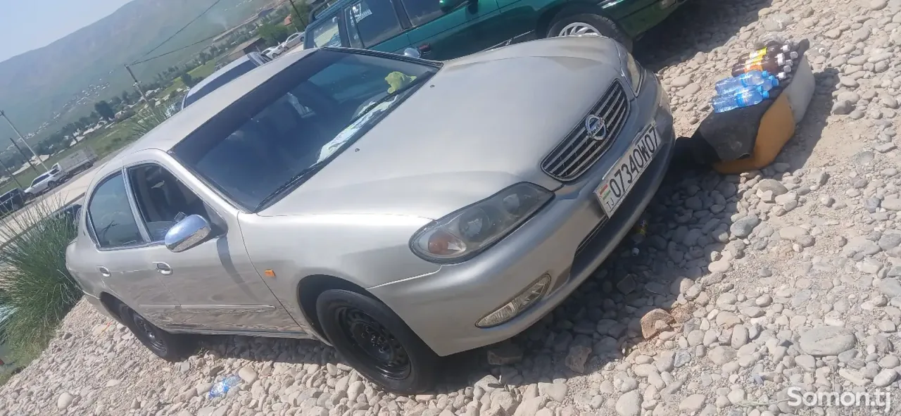 Nissan Maxima 2006 · 2.0 AT