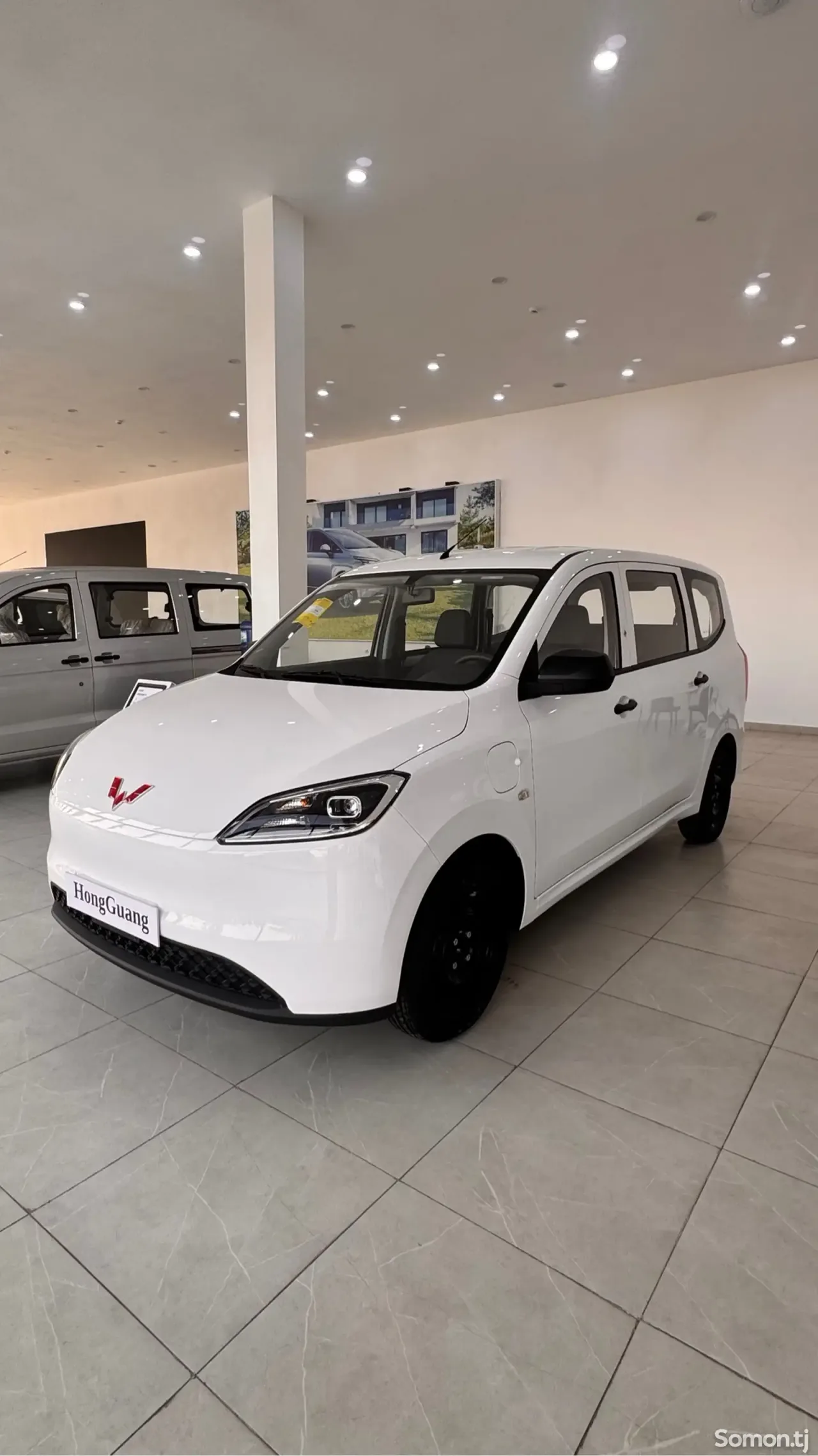 Wuling Hongguang 2024 · AT