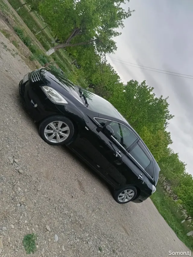 Toyota Mark X ZiO 2007 · 2.4 AT