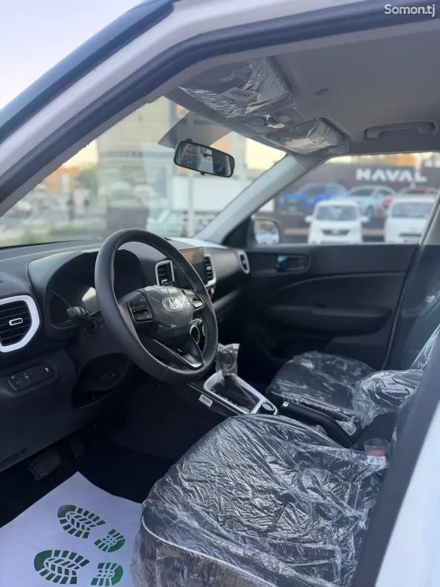 Hyundai Venue 2025 · 1.6 AT